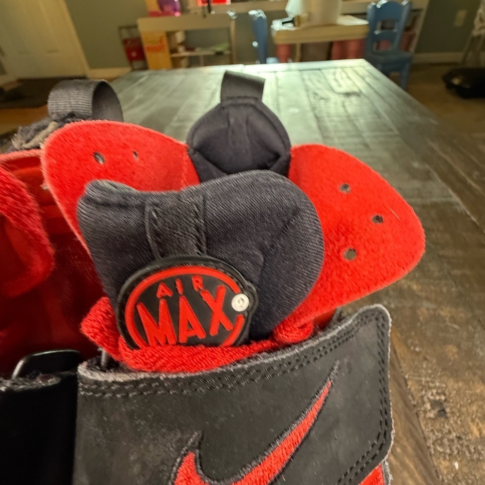 Nike Air Max Express 2 Men's Sneaker Shoes Red & Black Size 8 men basketball - Picture 8 of 16